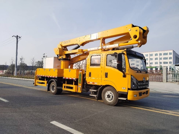 东风双排5110绝缘臂高空车车
