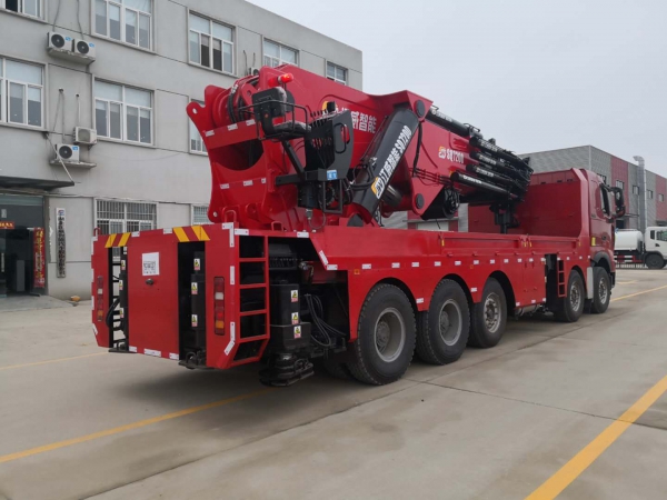 SQ7200ZB6江威大吨位折臂吊