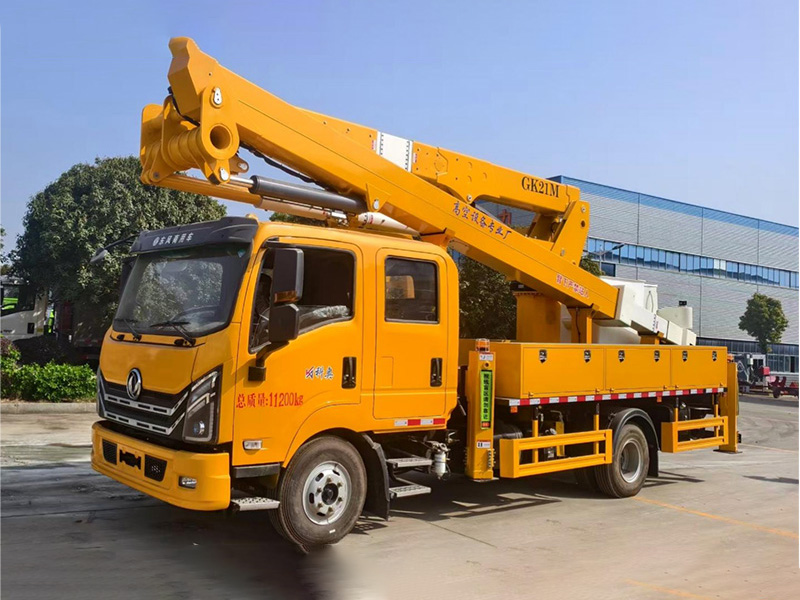 东风双排5110绝缘臂高空车车