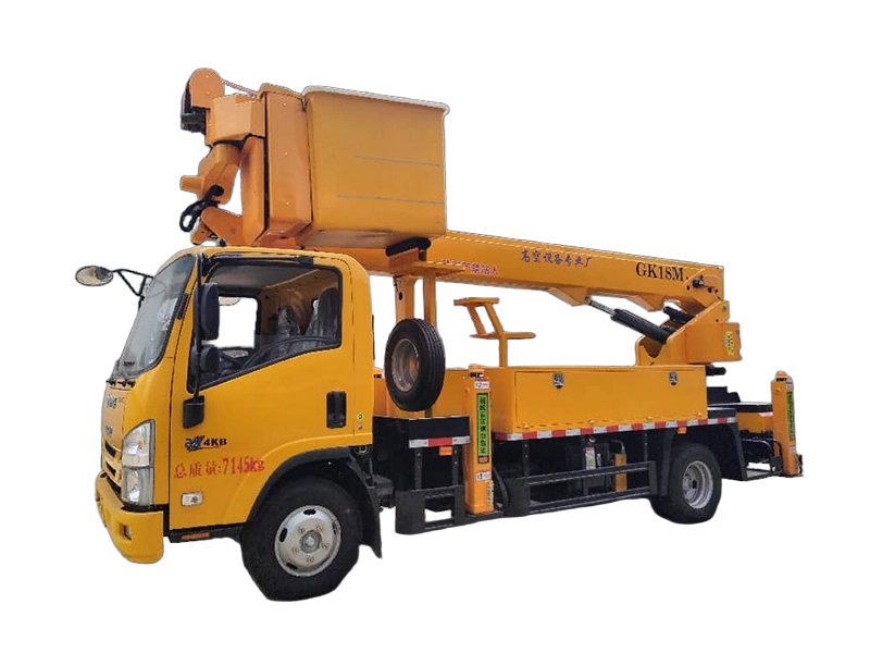 五十铃18米前置斗绝缘车