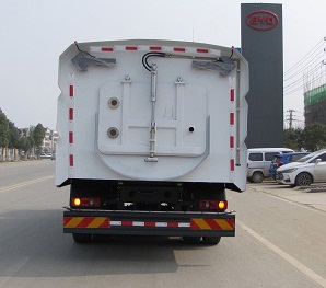 程力威牌CLW5030TSLS6型扫路车